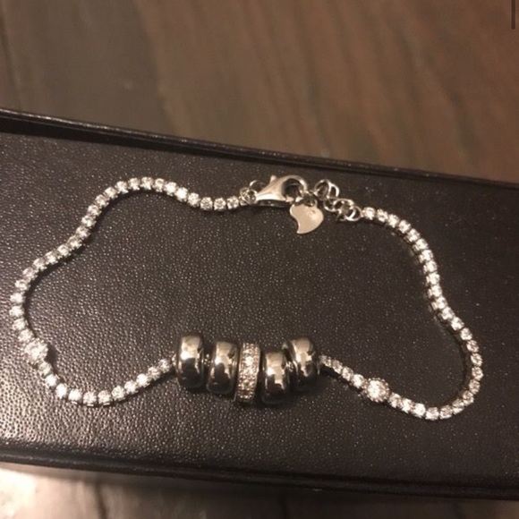 Silver Charm bracelet - Picture 1 of 2